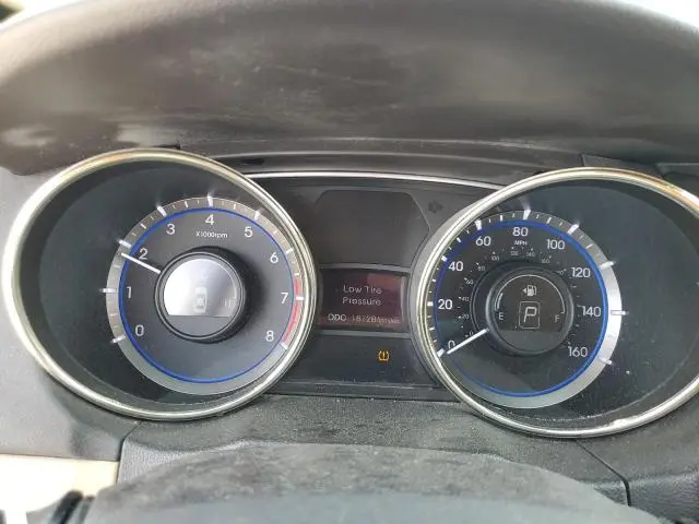 2012 HYUNDAI SONATA SE  