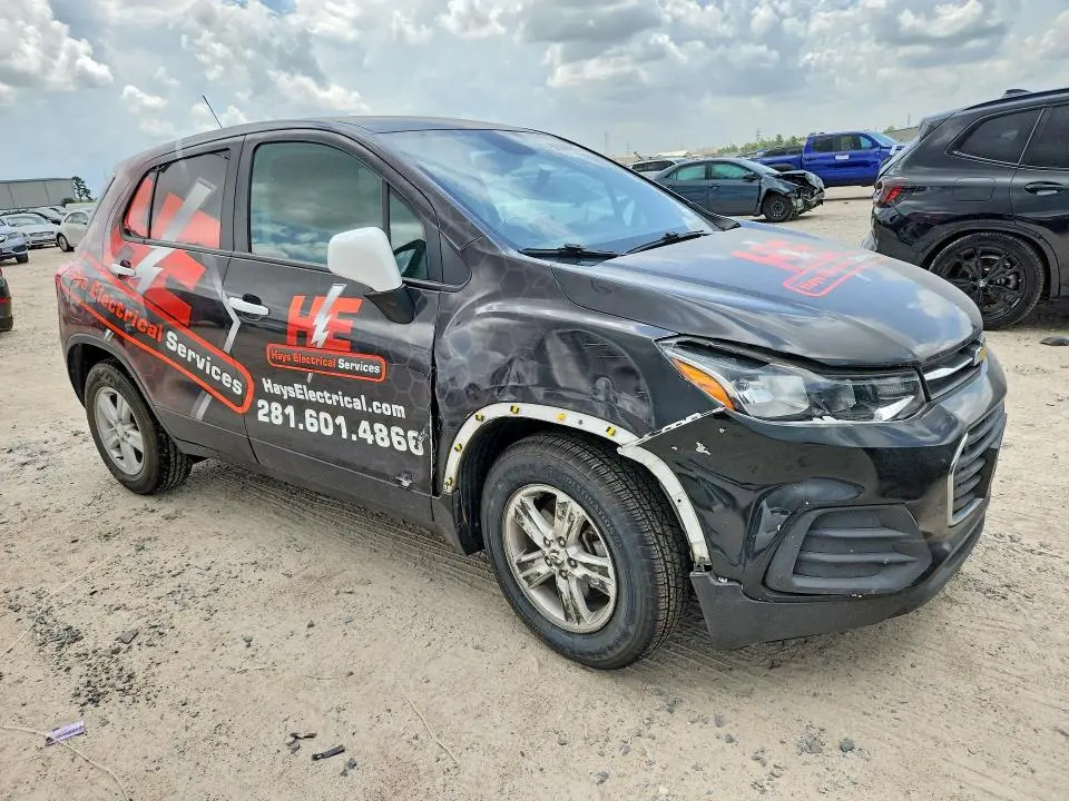 2022 CHEVROLET TRAX LS  