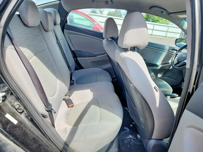 2015 HYUNDAI ACCENT GLS  