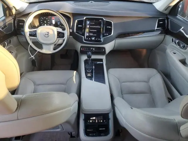 2016 VOLVO XC90 T6