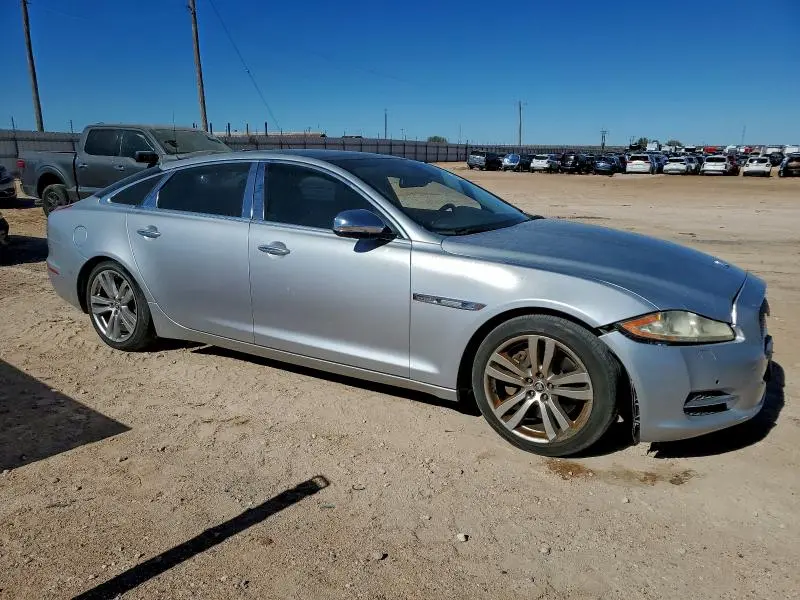2012 JAGUAR XJL   