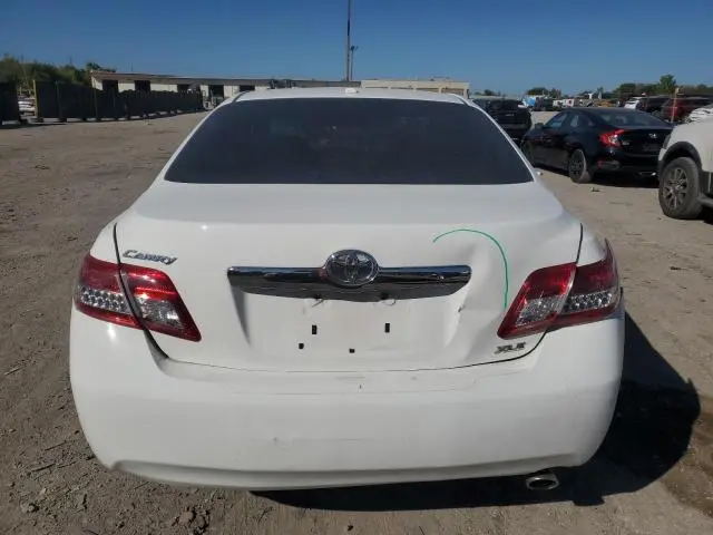 2011 TOYOTA CAMRY BASE  