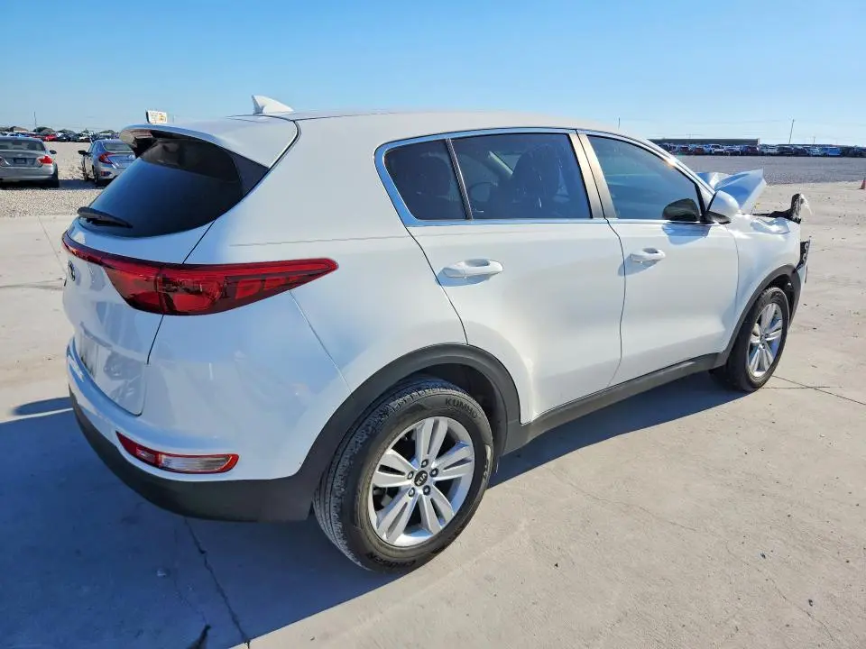 2018 KIA SPORTAGE LX  