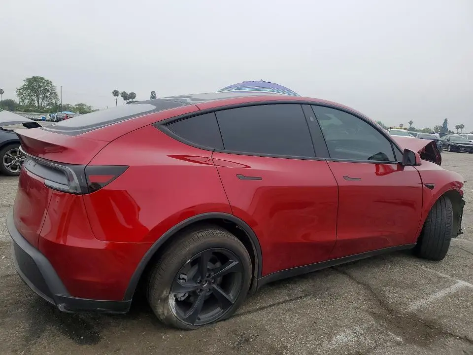 2026 TESLA MODEL Y   