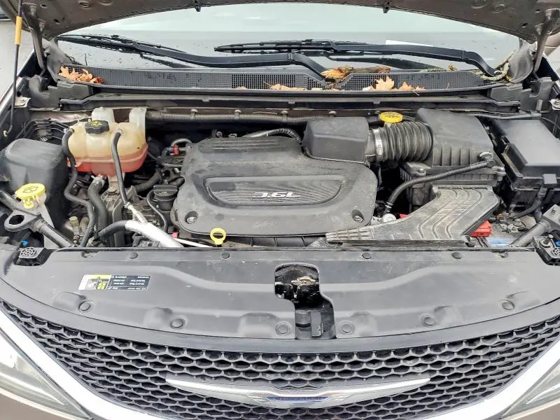 2017 CHRYSLER PACIFICA TOURING L PLUS  