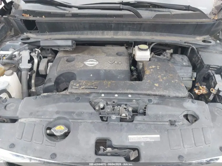 2013 NISSAN PATHFINDER SL
