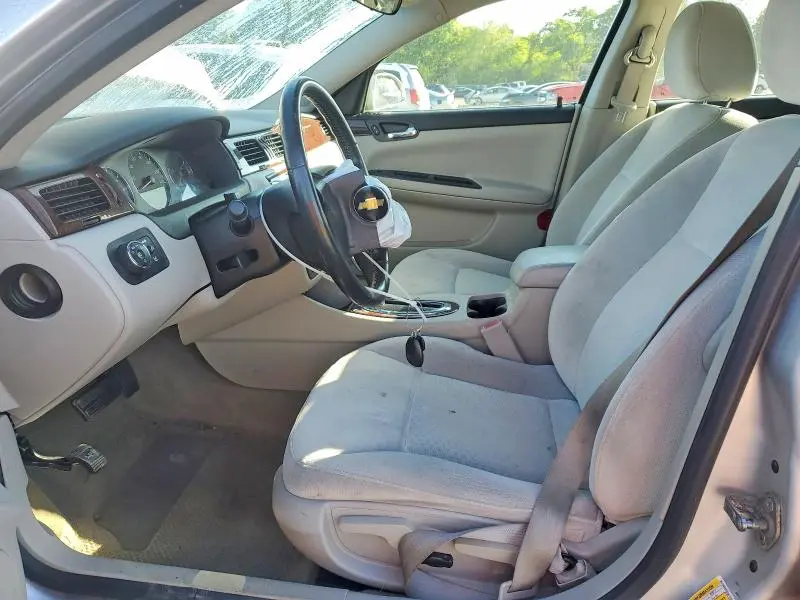 2010 CHEVROLET IMPALA LT  