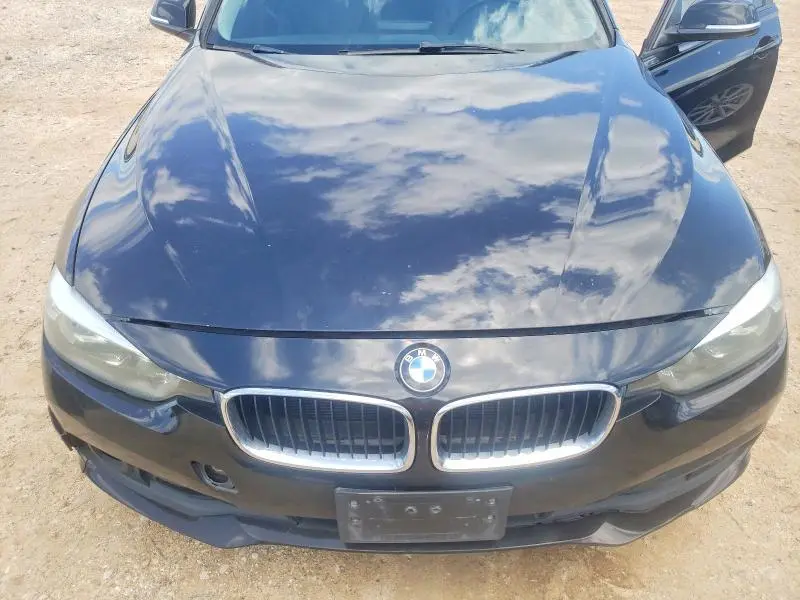 2017 BMW 320 I  