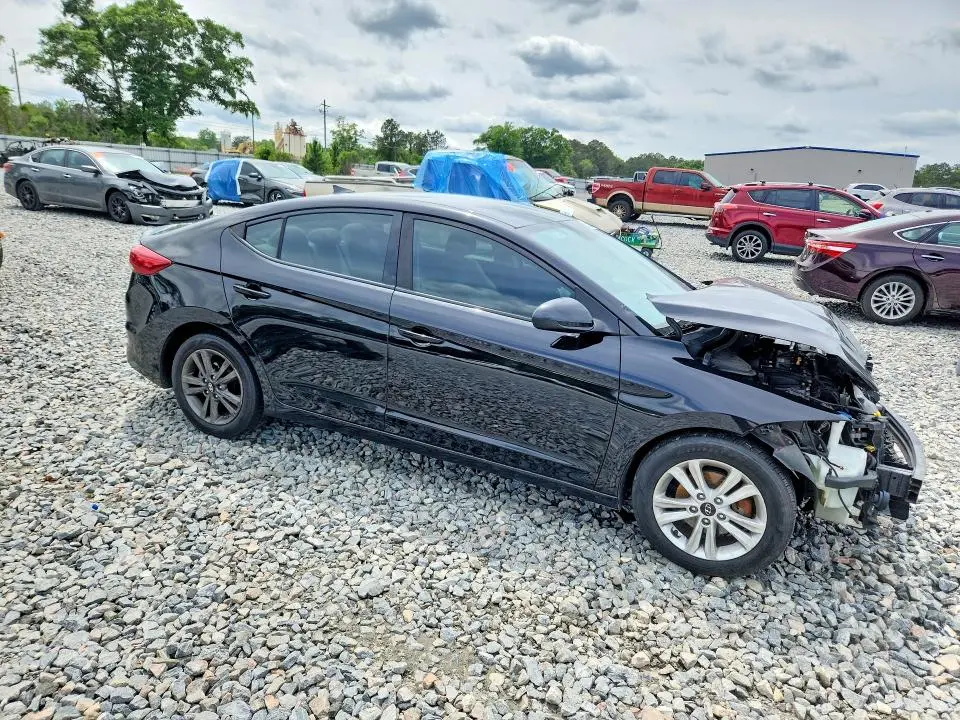 2018 HYUNDAI ELANTRA SEL  