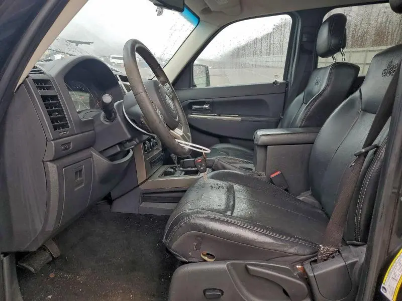 2012 JEEP LIBERTY JET  
