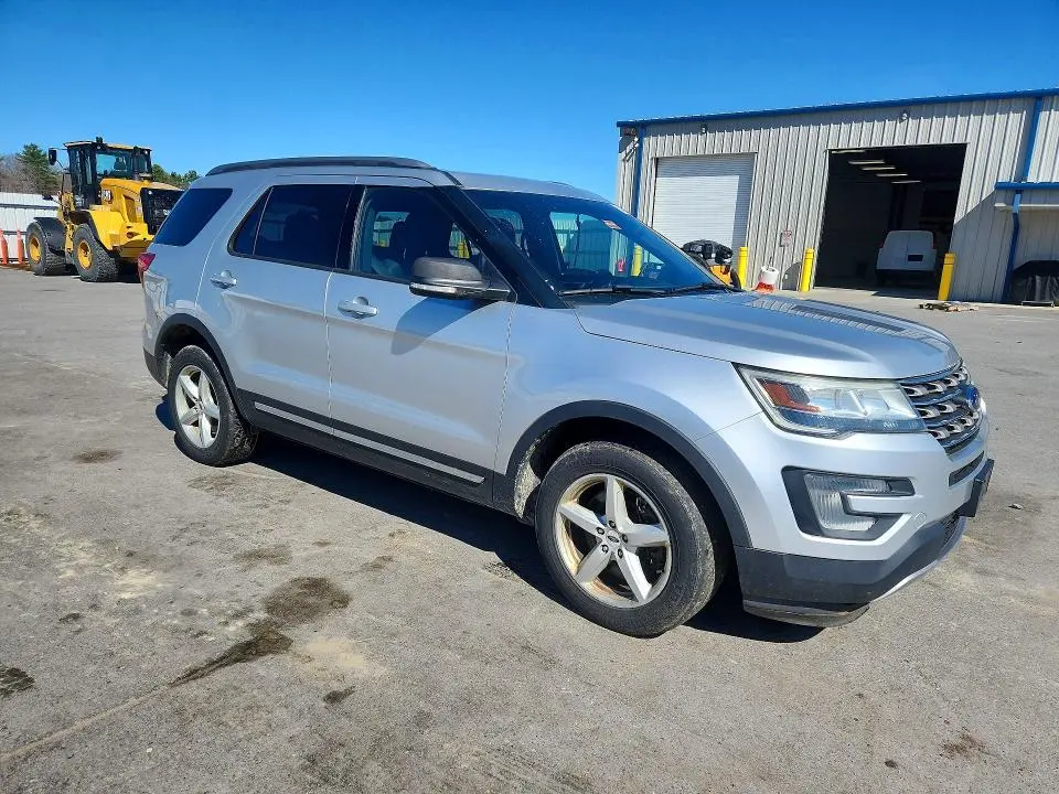 2016 FORD EXPLORER XLT  