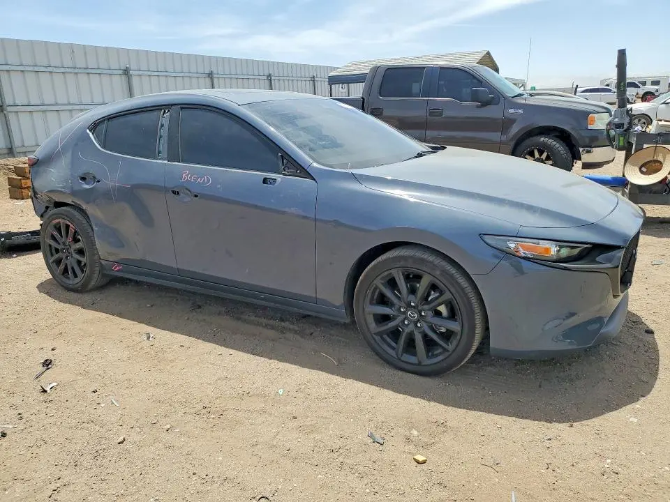 2023 MAZDA 3 PREFERRED  