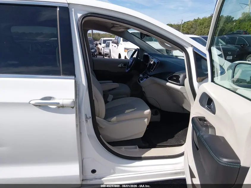 2019 CHRYSLER PACIFICA HYBRID TOURING PLUS