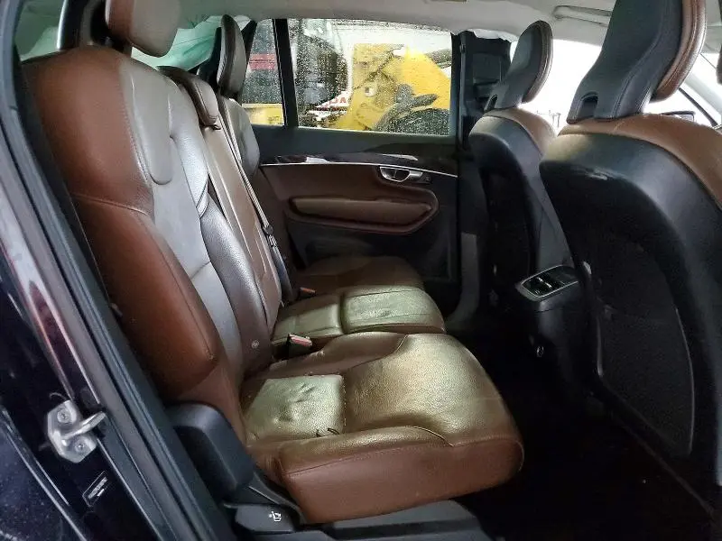 2019 VOLVO XC90 T6 MOMENTUM  