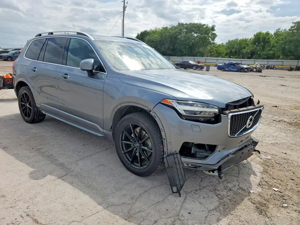 2018 VOLVO XC90 T6  
