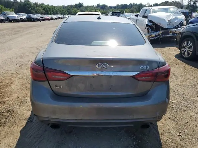 2018 INFINITI Q50 LUXE  