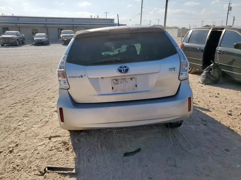2012 TOYOTA PRIUS V   