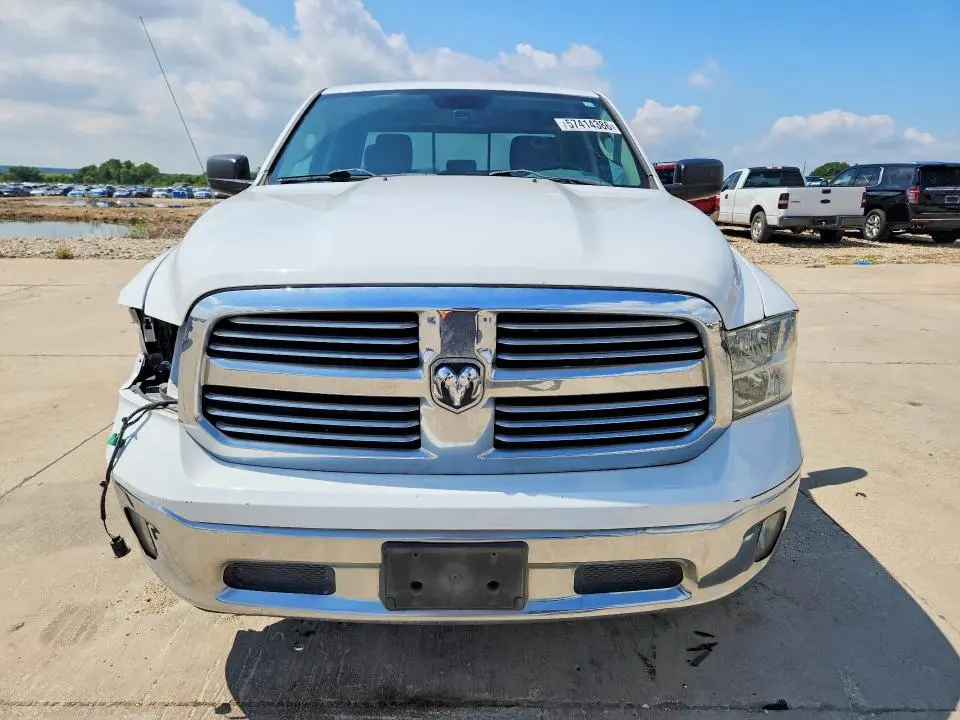 2013 RAM 1500 SLT  