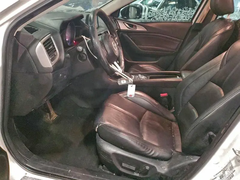 2017 MAZDA 3 TOURING  