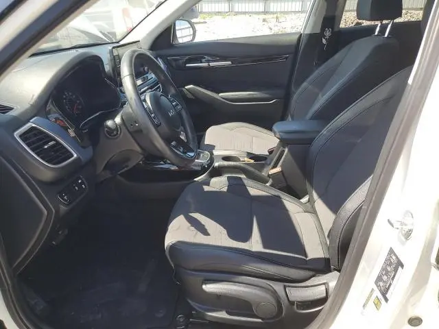 2023 KIA SELTOS S  