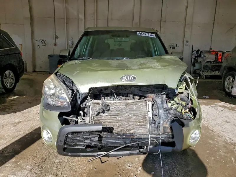2013 KIA SOUL +  