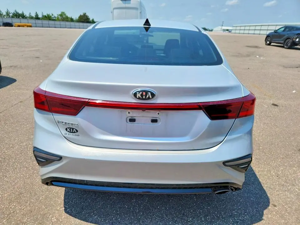 2020 KIA FORTE LXS  