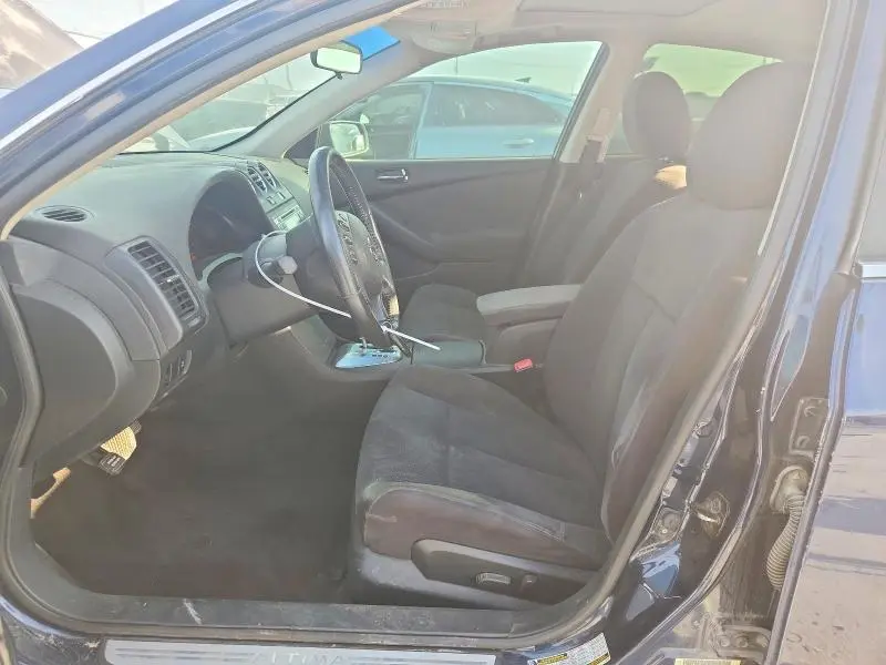 2010 NISSAN ALTIMA BASE  