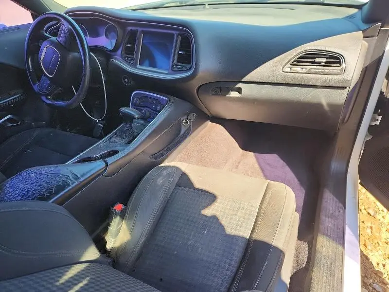 2018 DODGE CHALLENGER SXT  