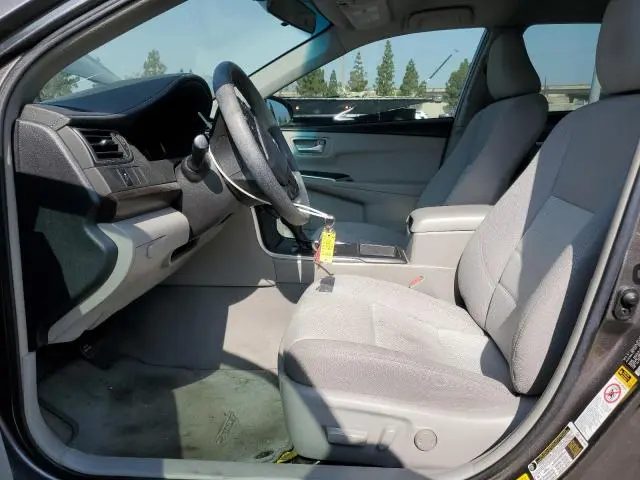 2016 TOYOTA CAMRY LE  