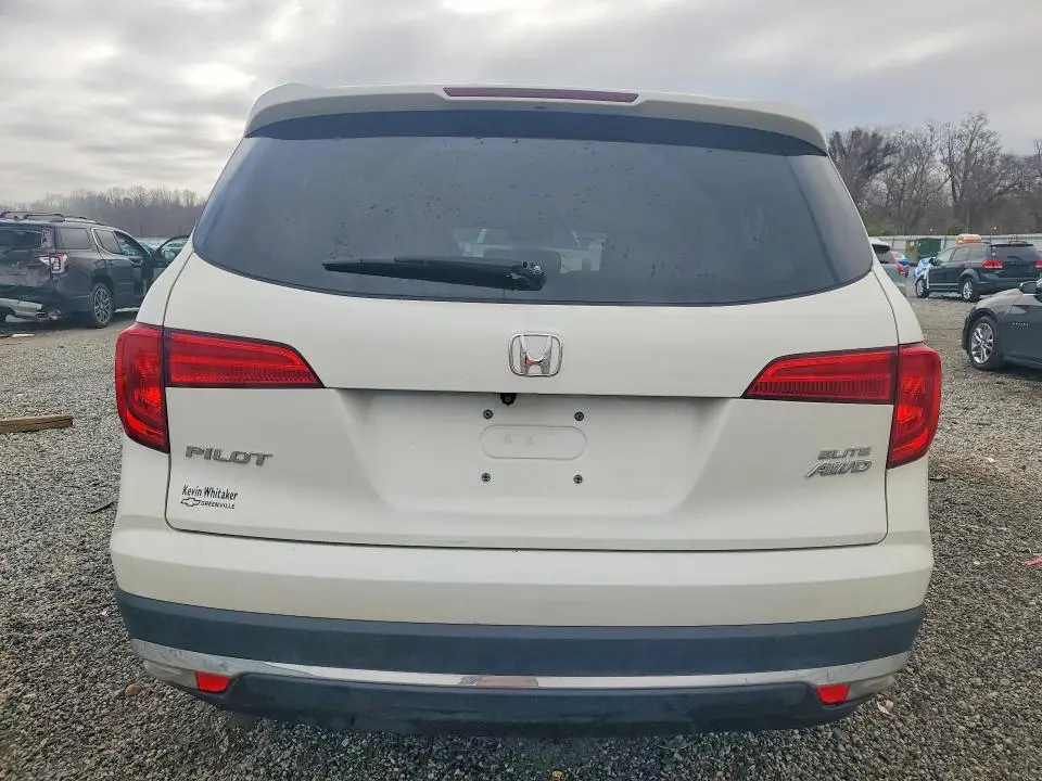 2017 HONDA PILOT ELITE  