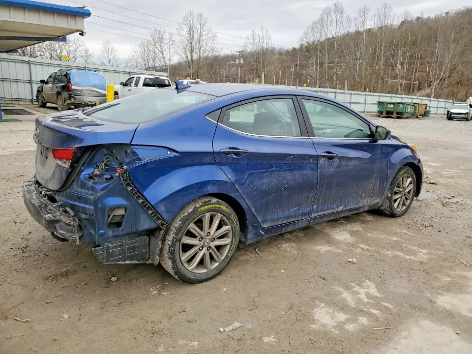 2015 HYUNDAI ELANTRA SE  