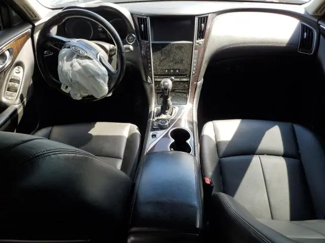 2018 INFINITI Q50 LUXE  