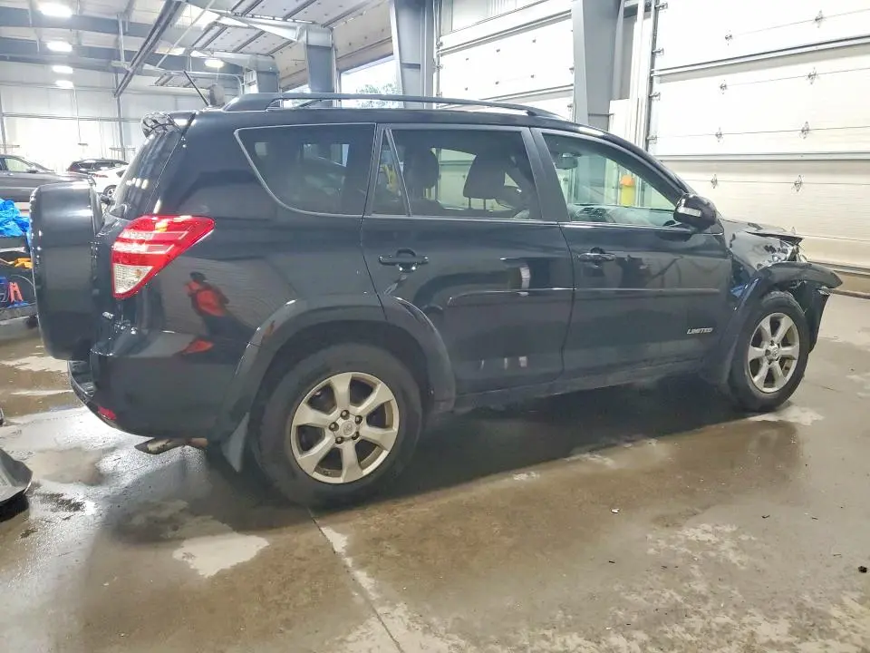 2010 TOYOTA RAV4 LIMITED  