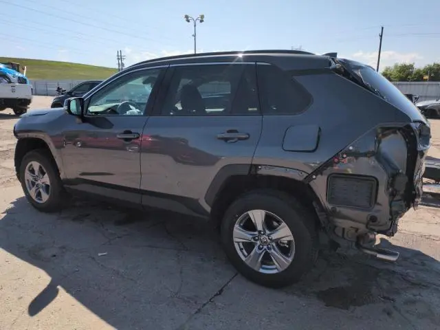 2022 TOYOTA RAV4 XLE  