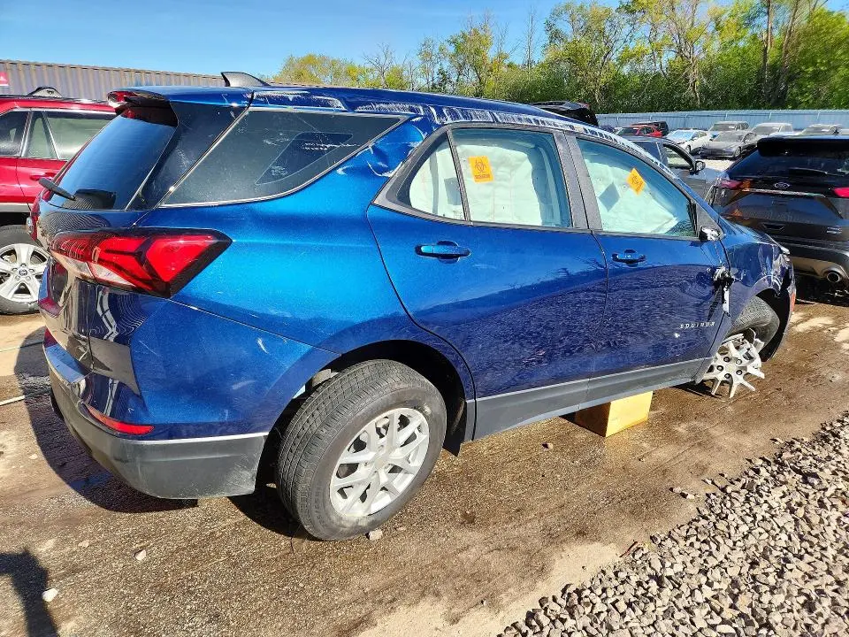 2022 CHEVROLET EQUINOX LS  