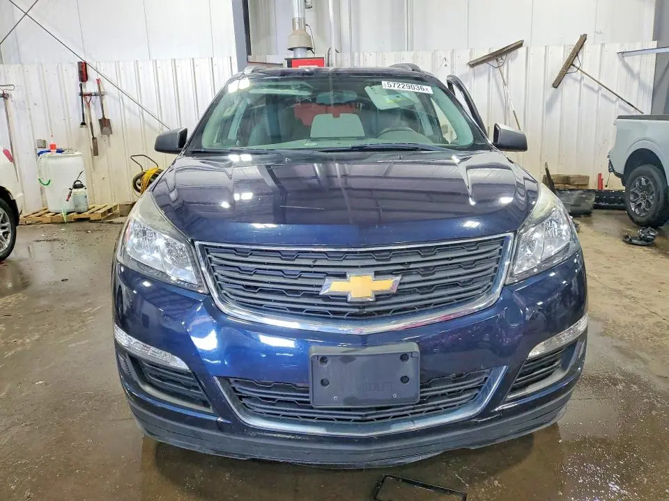 2017 CHEVROLET TRAVERSE LS  
