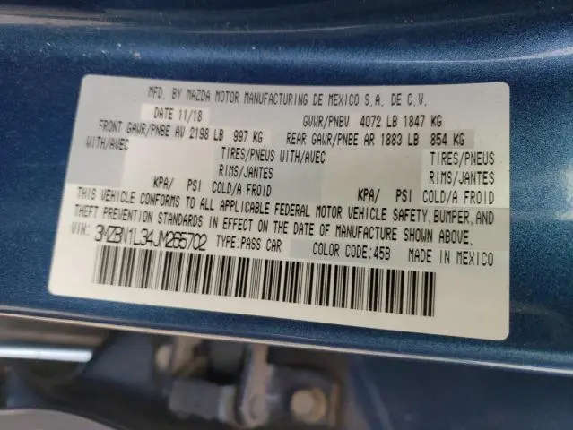 2018 MAZDA 3 TOURING  