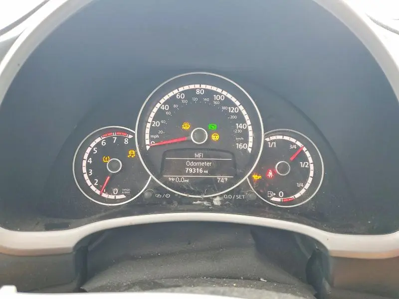 2014 VOLKSWAGEN BEETLE TURBO  
