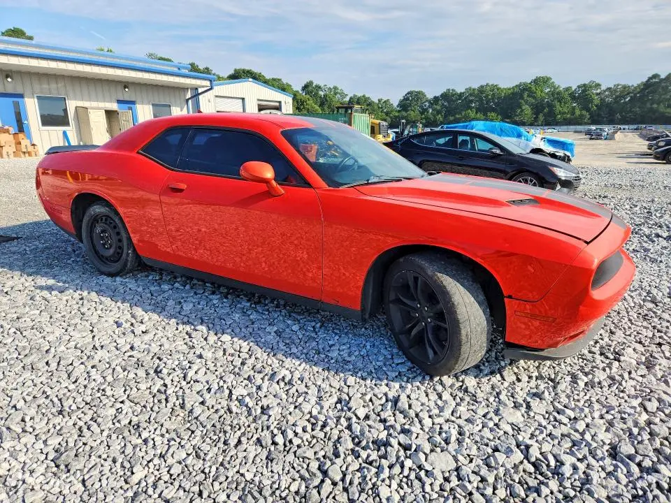 2016 DODGE CHALLENGER SXT  
