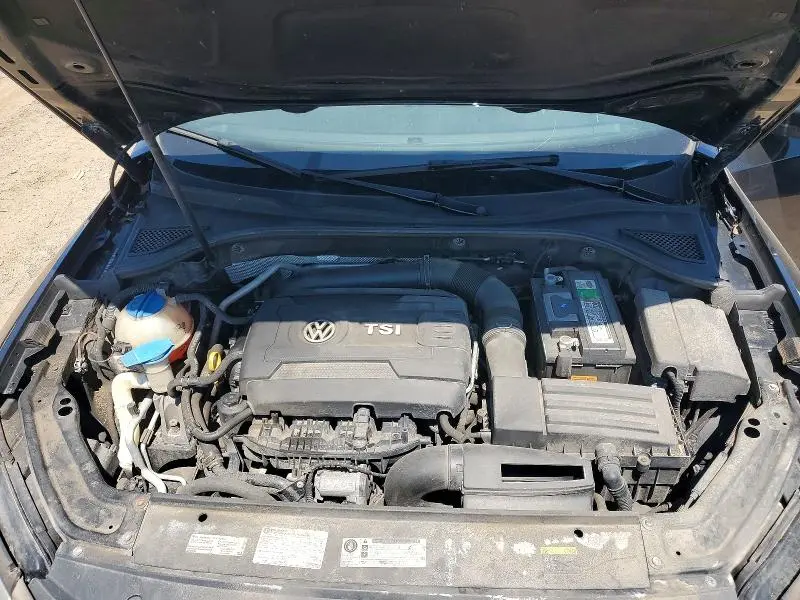 2016 VOLKSWAGEN PASSAT   