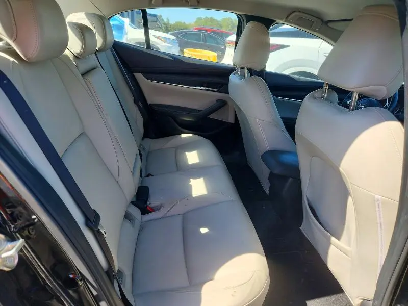 2019 MAZDA 3 PREFERRED PLUS  