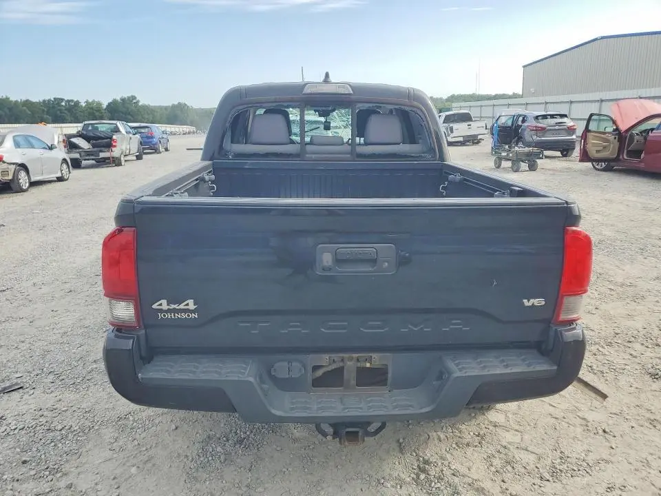 2020 TOYOTA TACOMA SR V6  