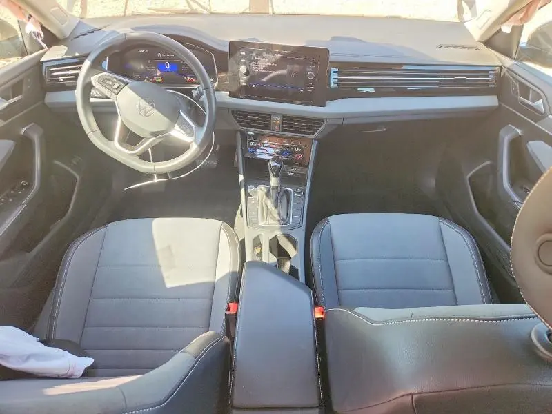 2025 VOLKSWAGEN JETTA SE  