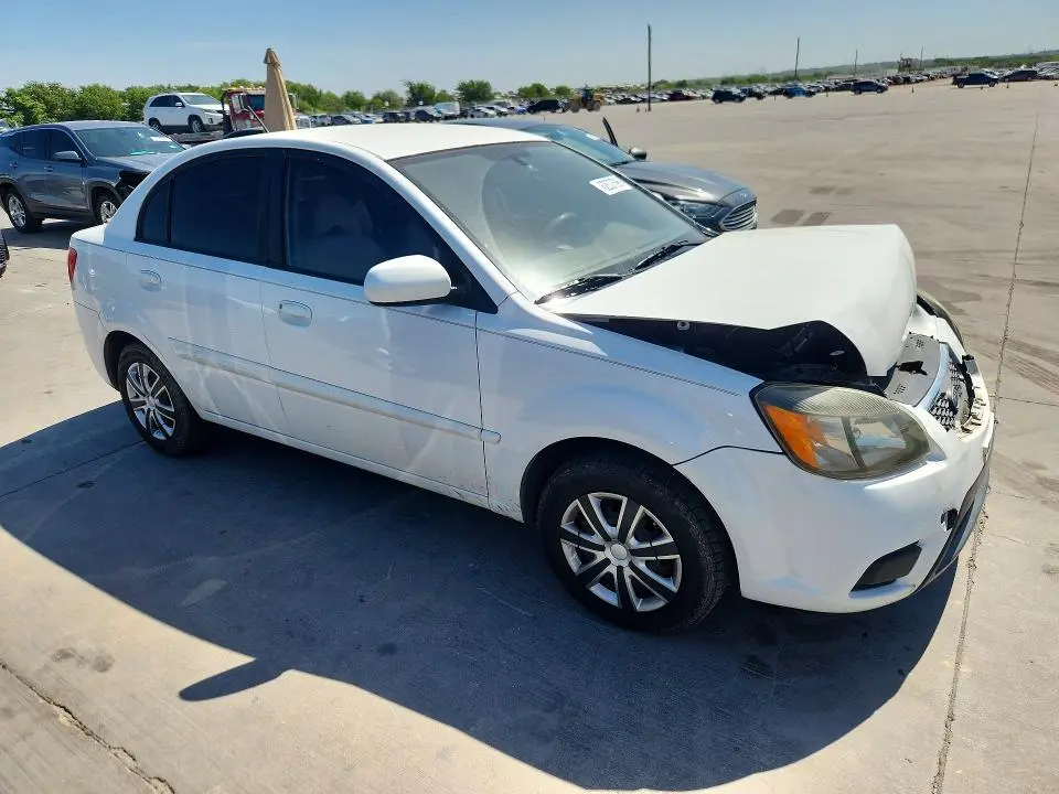 2011 KIA RIO LX  