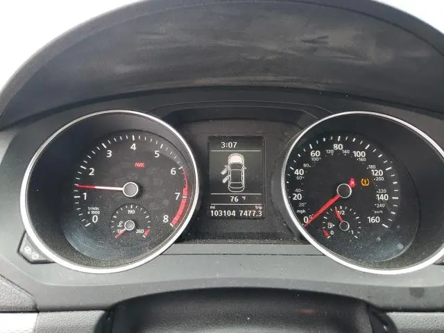 2017 VOLKSWAGEN JETTA SE  