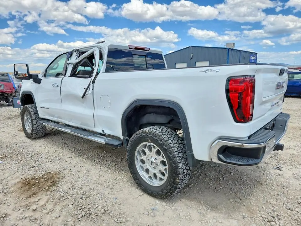 2025 GMC SIERRA K1500 SLT  