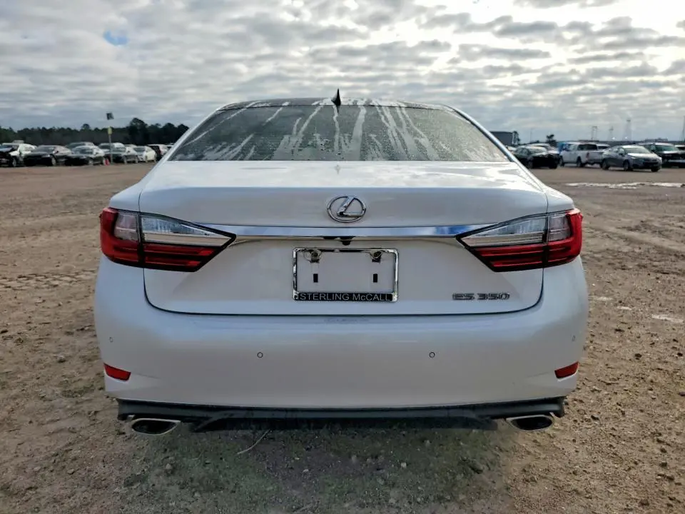 2018 LEXUS ES   