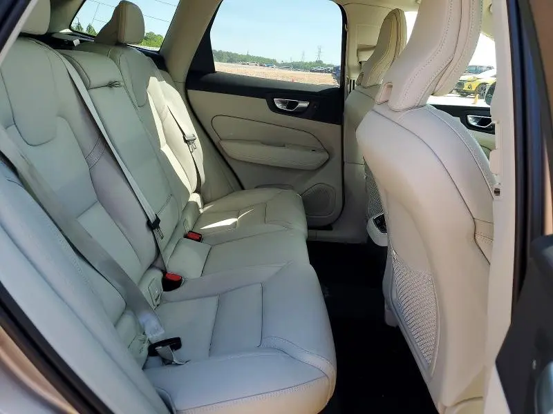 2024 VOLVO XC60 ULTIMATE  