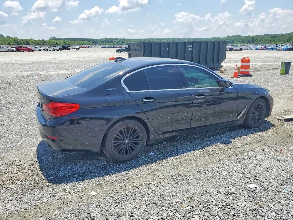 2018 BMW 530E   