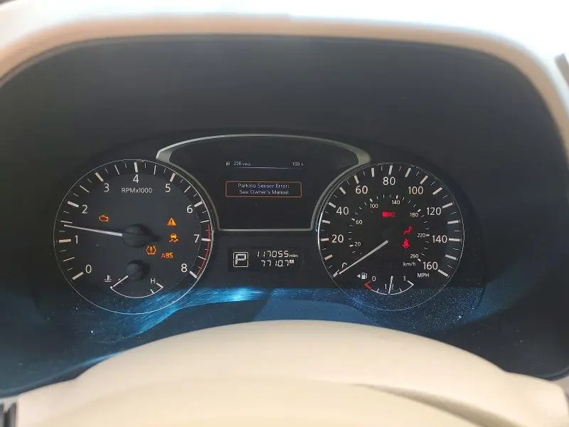 2014 NISSAN PATHFINDER SV  